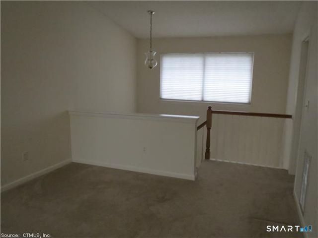 105 The Mews 105, Rocky Hill, CT 06067