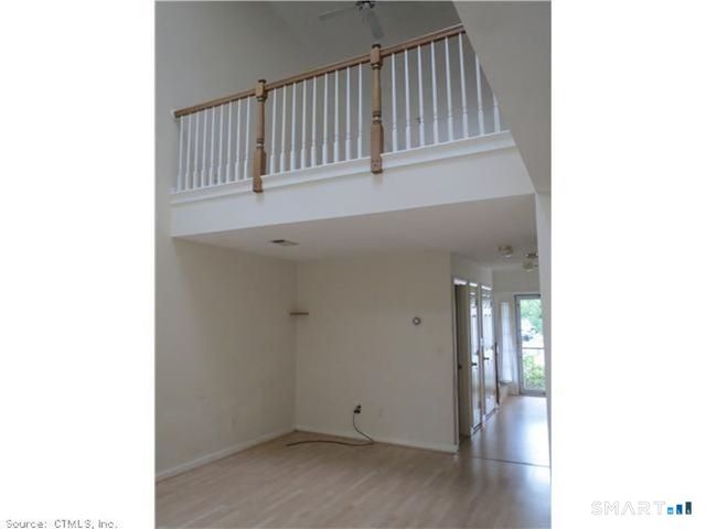 105 The Mews 105, Rocky Hill, CT 06067