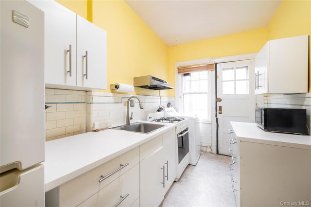 33-42 87 Street, Jackson Heights, NY 11372