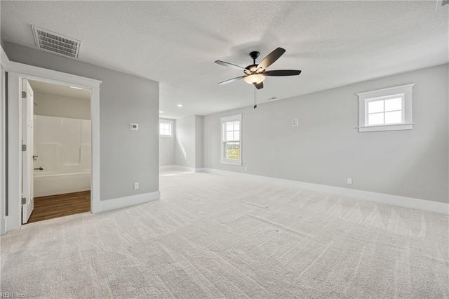 119 Creek LN, Suffolk, VA 23435