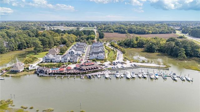 119 Creek LN, Suffolk, VA 23435