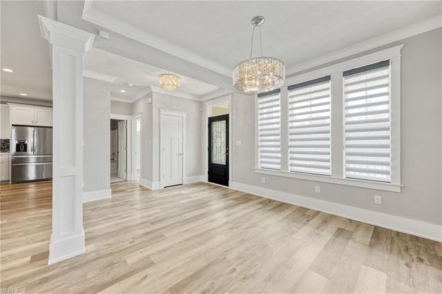 119 Creek LN, Suffolk, VA 23435