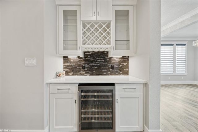 119 Creek LN, Suffolk, VA 23435