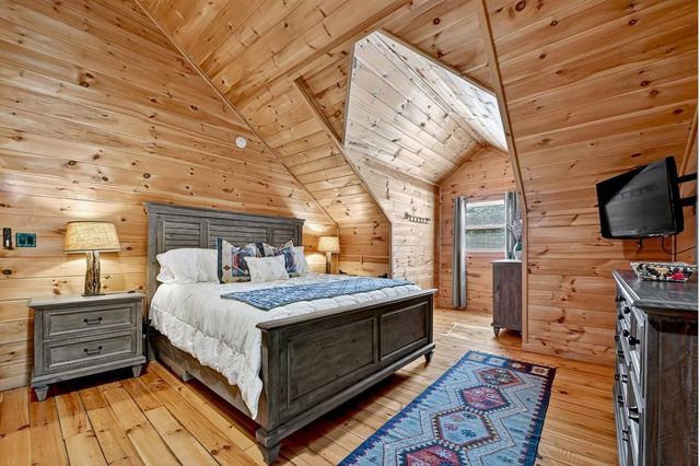505 Old Salem Road, Mineral Bluff, GA 30559