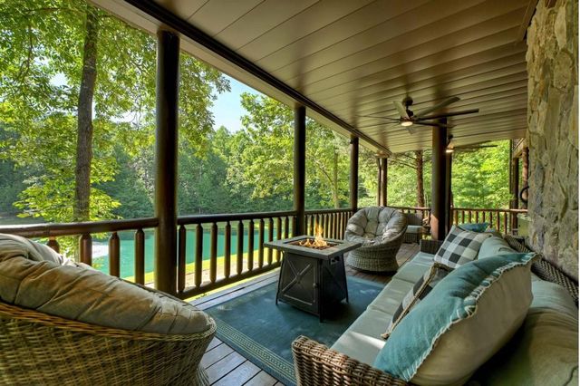 505 Old Salem Road, Mineral Bluff, GA 30559