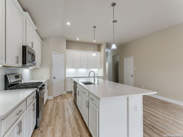 615 Ridgebranch, New Braunfels, TX 78130