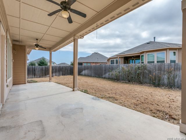 615 Ridgebranch, New Braunfels, TX 78130
