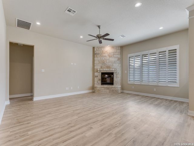 615 Ridgebranch, New Braunfels, TX 78130