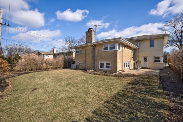 8938 Keeler Avenue, Skokie, IL 60076