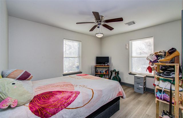 8134 Richland Drive A, Houston, TX 77028