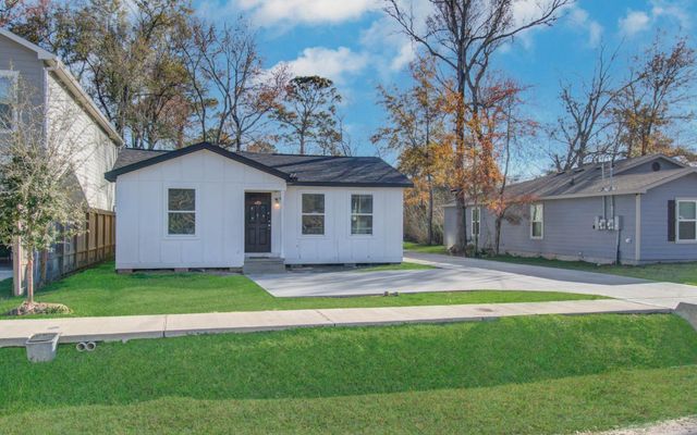 8134 Richland Drive A, Houston, TX 77028