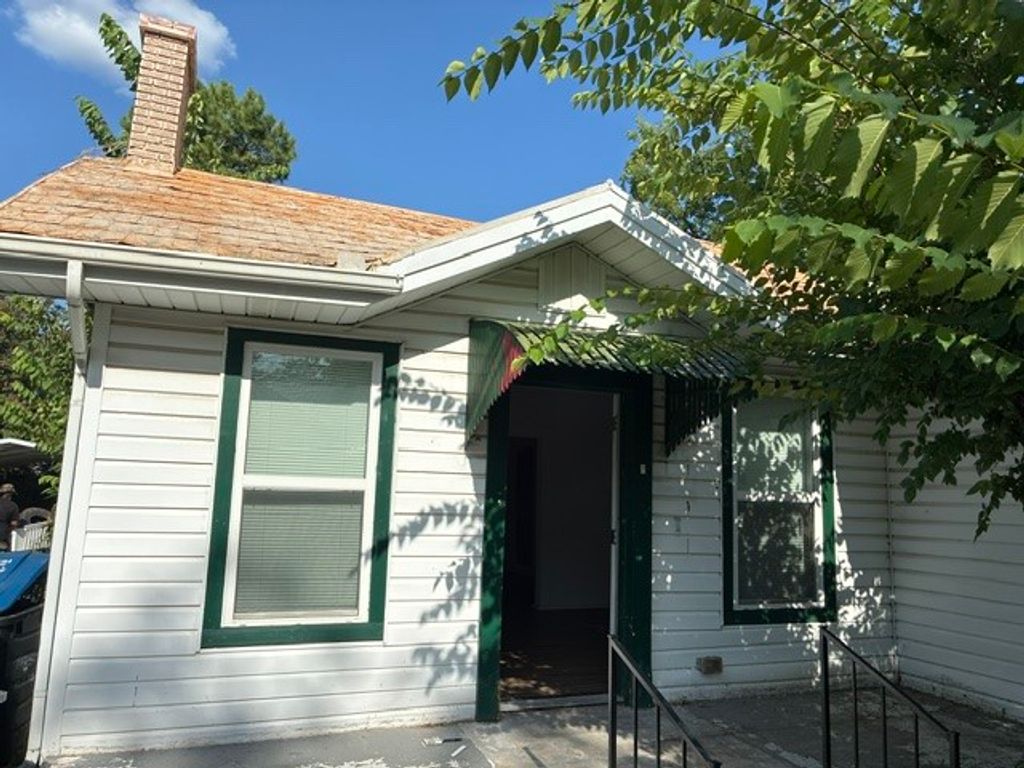 3905 Stuart Street, Greenville, TX 75401