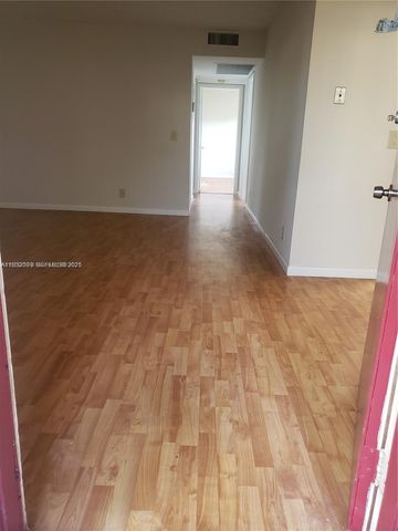 200 SW 132nd Way 104L, Pembroke Pines, FL 33027