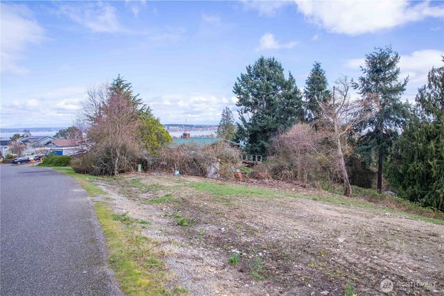 0 Lot 7 Hinman Drive, Clinton, WA 98236
