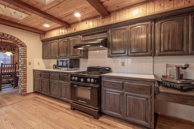 1000 Holden Avenue, Big Bear, CA 92314