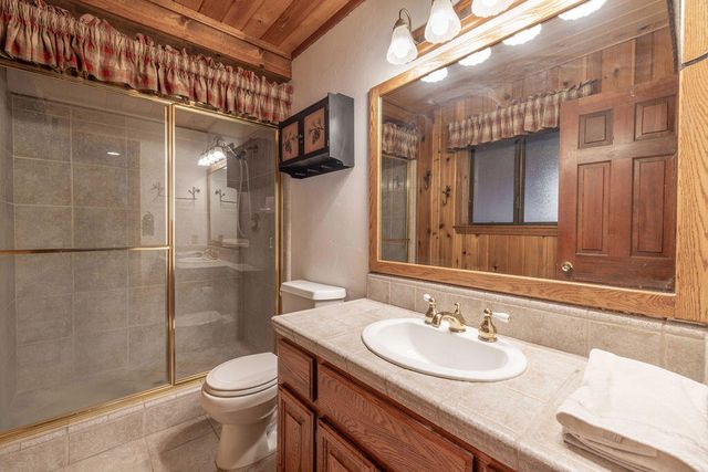 1000 Holden Avenue, Big Bear, CA 92314