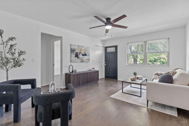 1639 W Kemper Road, Forest Park, OH 45240