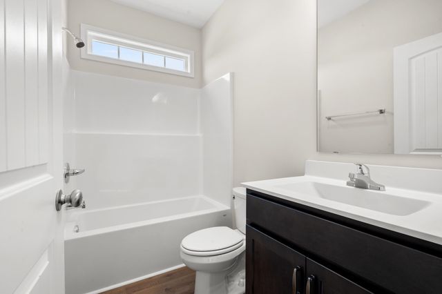 1142 W Business 9, Loris, SC 29569