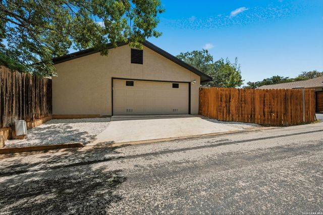 1514 Caper St, San Antonio, TX 78232