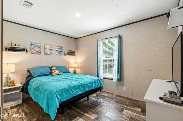 211 KNIGHT BOXX Road, Middleburg, FL 32068