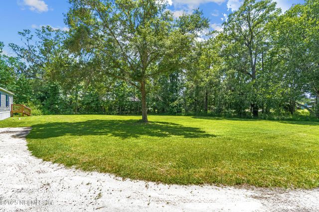 211 KNIGHT BOXX Road, Middleburg, FL 32068