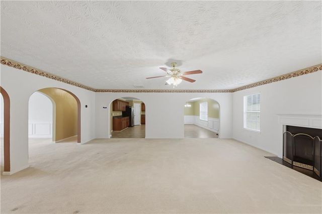 4693 Shaded Oak Lane, Forest Park, GA 30297
