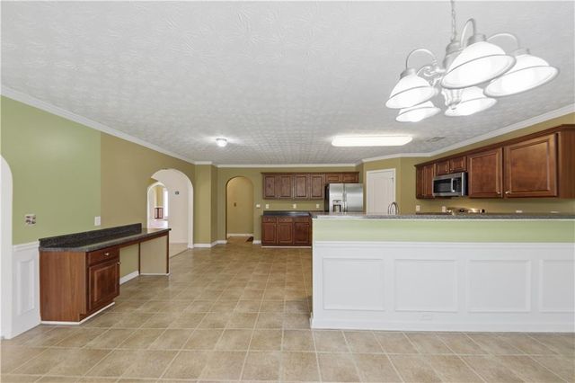 4693 Shaded Oak Lane, Forest Park, GA 30297