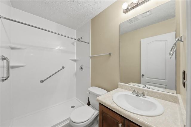 4693 Shaded Oak Lane, Forest Park, GA 30297
