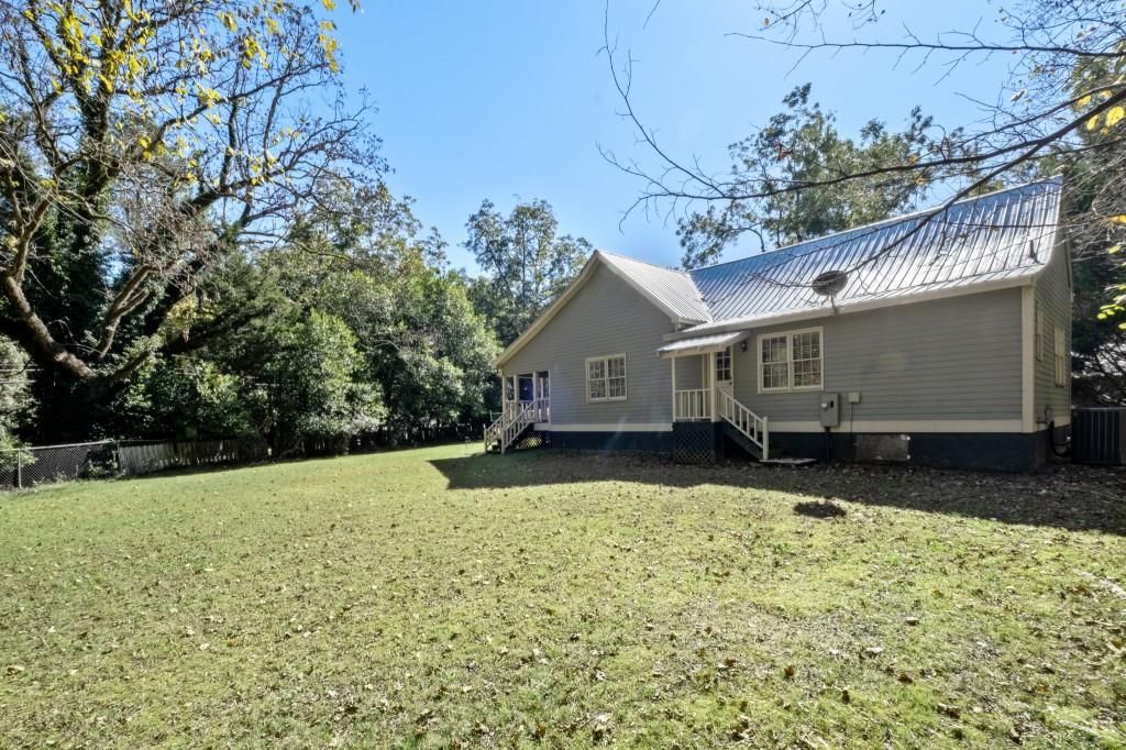 Image 183 of property listing at 13250 Birmingham Highway, Milton, GA 30004