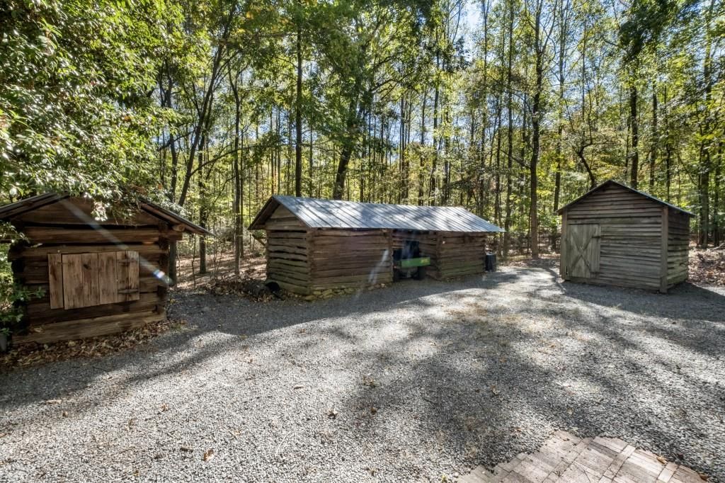 Image 52 of property listing at 13250 Birmingham Highway, Milton, GA 30004