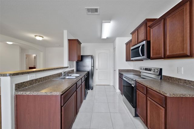 12122 Trawler Place, Texas City, TX 77568