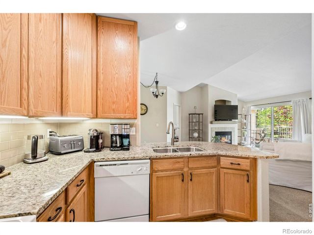 540 Mohawk Drive 15, Boulder, CO 80303