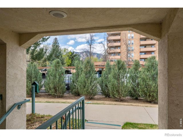 540 Mohawk Drive 15, Boulder, CO 80303