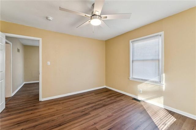 11432 E 17TH Street, Independence, MO 64052