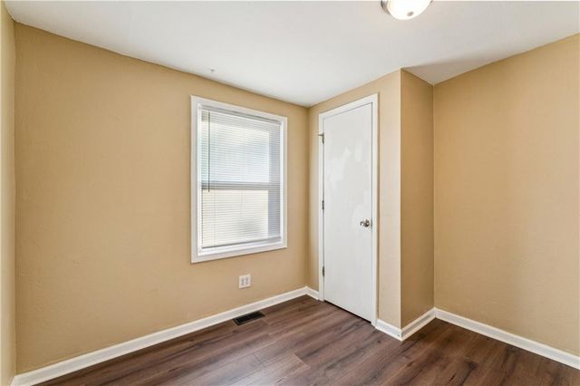 11432 E 17TH Street, Independence, MO 64052