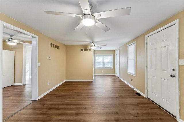 11432 E 17TH Street, Independence, MO 64052