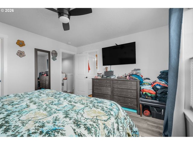 870 Nw 3RD Ave, Canby, OR 97013