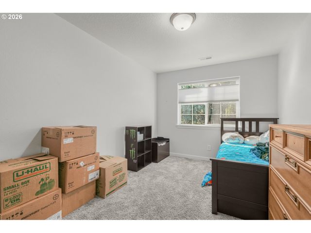 870 Nw 3RD Ave, Canby, OR 97013