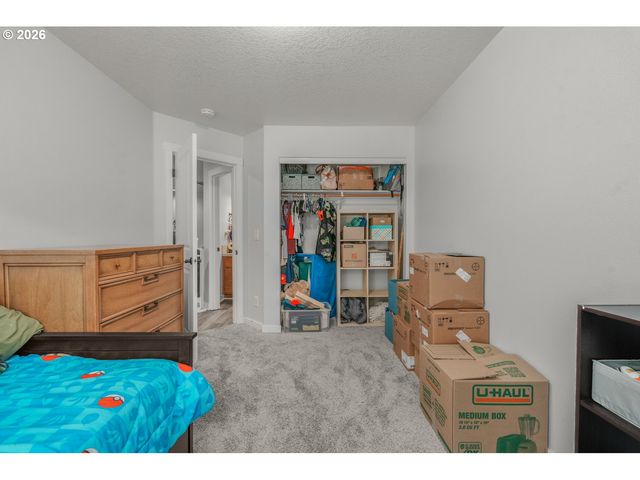 870 Nw 3RD Ave, Canby, OR 97013