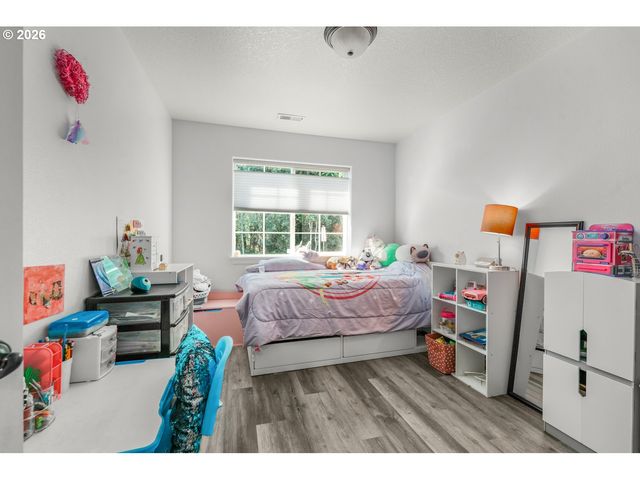 870 Nw 3RD Ave, Canby, OR 97013