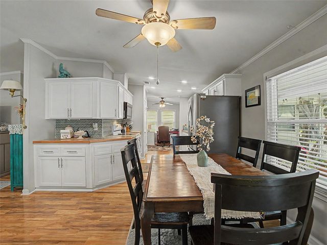 37513 CAMPO AVENUE, Zephyrhills, FL 33541