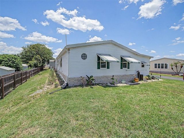37513 CAMPO AVENUE, Zephyrhills, FL 33541