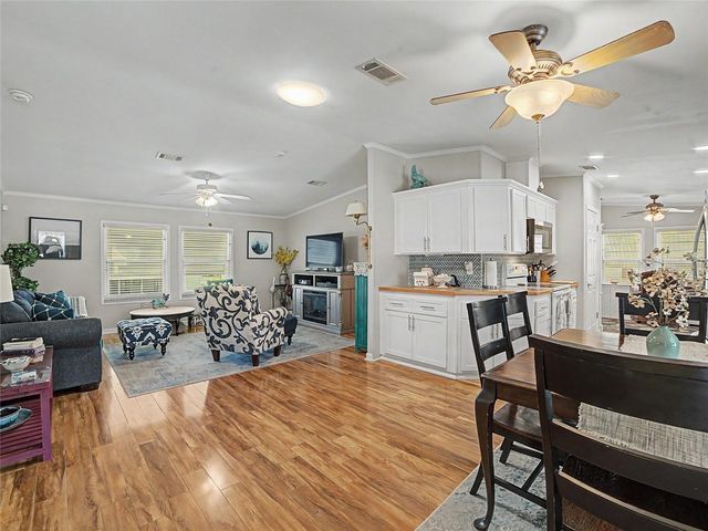 37513 CAMPO AVENUE, Zephyrhills, FL 33541