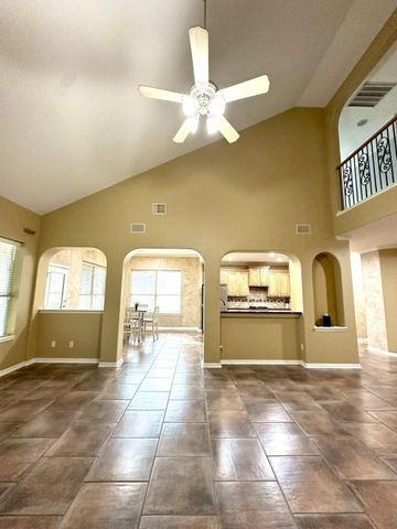 11608 Summer Moon Drive, Pearland, TX 77584