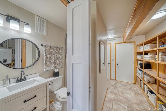 895 Acorn Road, Cotopaxi, CO 81223