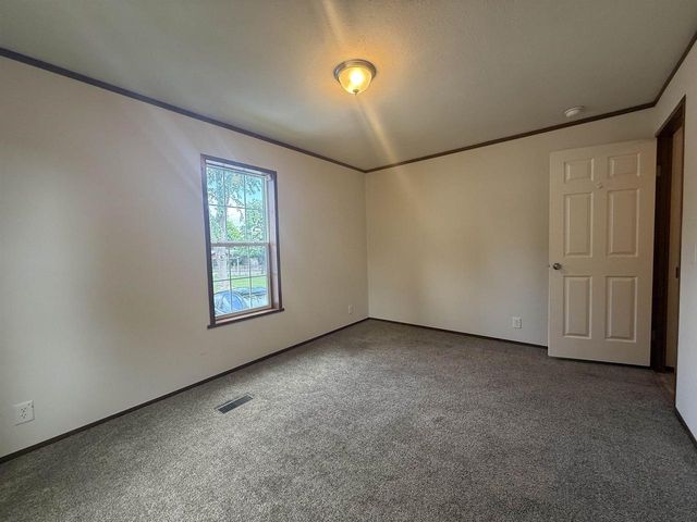 38 Fawn Drive, Wisconsin Dells, WI 53913