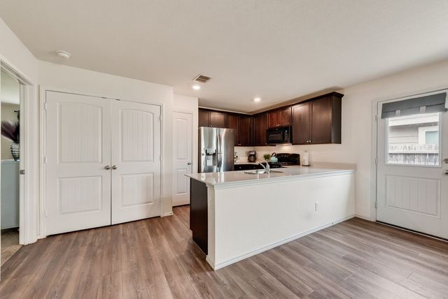 1806 Barrie Way, Crandall, TX 75114