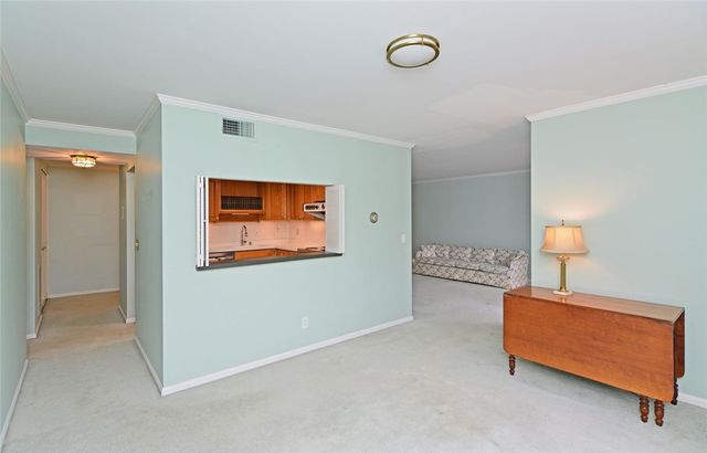 201 Grant St 606, Sewickley, PA 15143