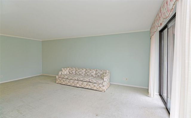 201 Grant St 606, Sewickley, PA 15143