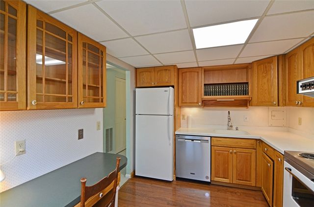 201 Grant St 606, Sewickley, PA 15143